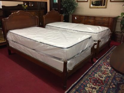 vintage twin beds