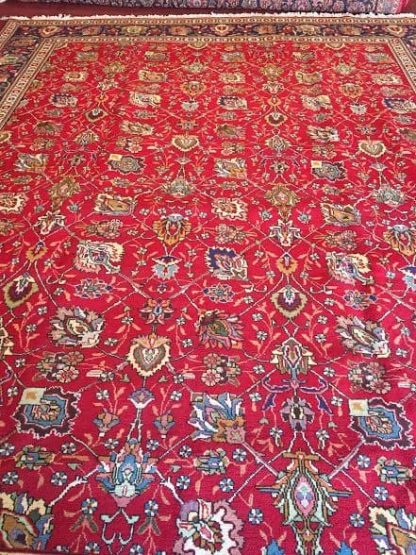 tabriz rug