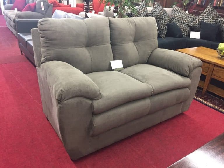 plush loveseat