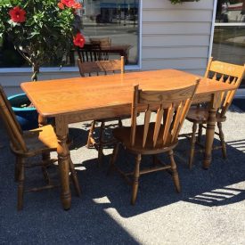 oak table and chairs