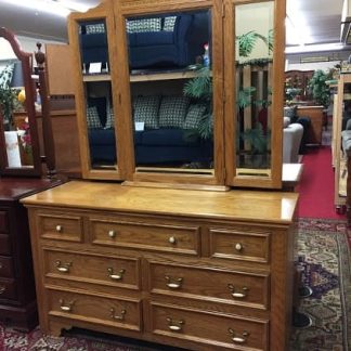 pennsylvania house oak dresser with mirror