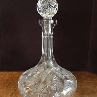 cut glass crystal decanter