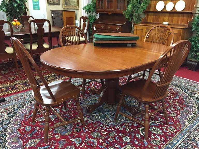 tom seely kitchen table