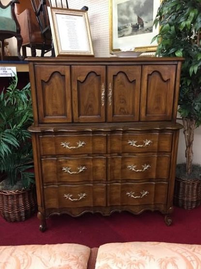 White Fine Furniture French StyleChest