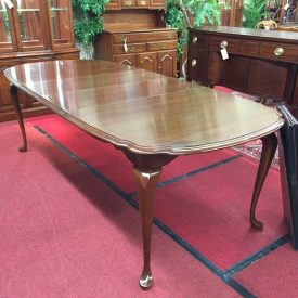 Pennsylvania House Dining Table with Two Boards