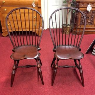 Tubb Furniture Bow Back Windsor Chairs