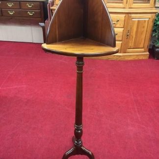 Cherry Corner Pedestal Stand