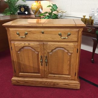 Pennsylvania House Oak Flip Top Server