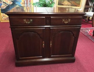 Ethan Allen Georgian Court Server