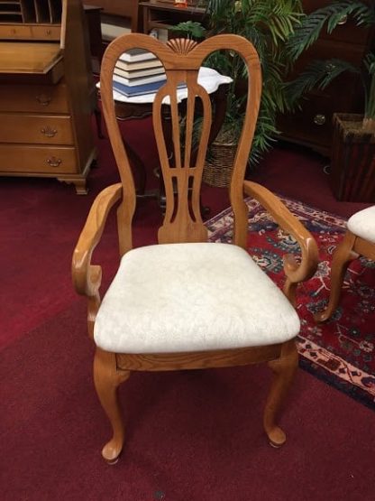 Pennsylvania House Set of Eight Oak Chairs