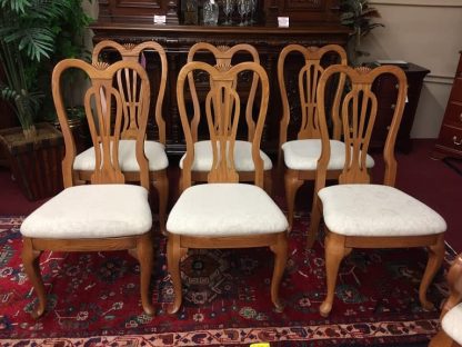 Pennsylvania House Set of Eight Oak Chairs