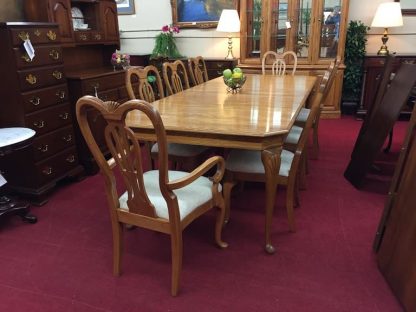 Pennsylvania House Oak Dining Table