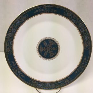 Royal Doulton "Carlyle" Dinner Plate Set