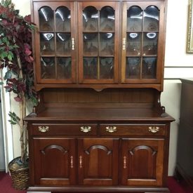 Pennsylvania House Hutch Cabinet with Bubble Glass