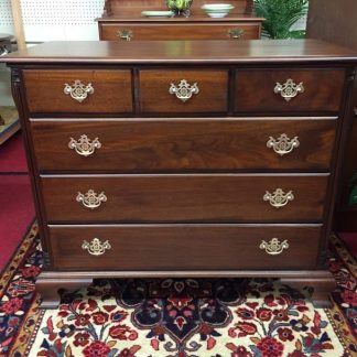 Kling Furniture Mahogany Dresser