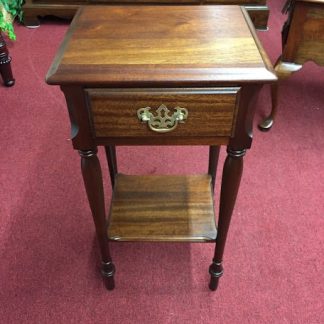 Kling Mahogany One Drawer Nightstand