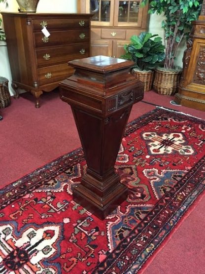 Vintage Mahogany Pedestal