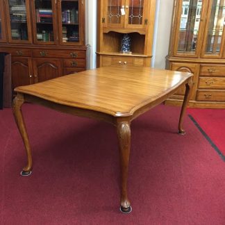 Pennsylvania House Oak Dining Table