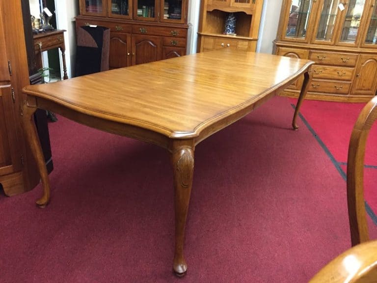 Pennsylvania House Oak Dining Table