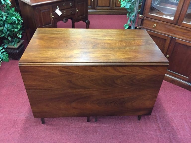 Henkel Harris Cherry Drop Leaf Table