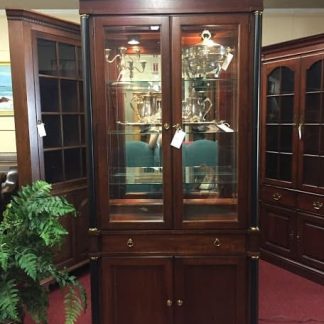 Pennsylvania House Regency Style Curio Cabinet