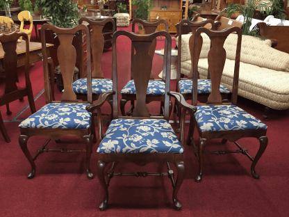 Baumritter Queen Anne Dining Chairs