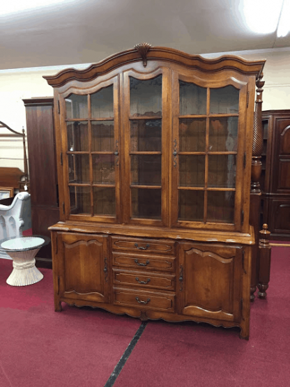 Ethan Allen French Style China Cabinet