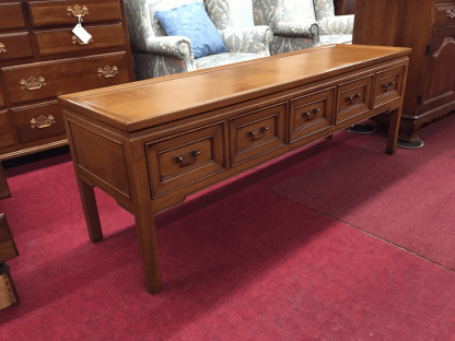 Hekman Vintage Sofa Table