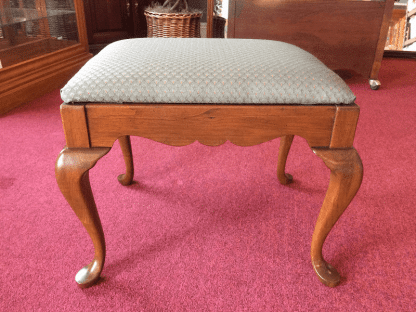 Pennsylvania House Vanity Stool