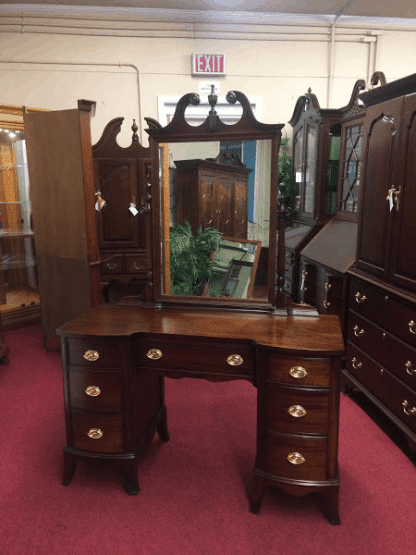 Vintage Hickory Mahogany Vanity