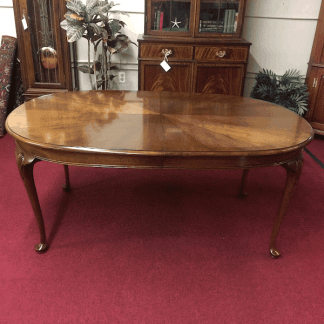 Hickory Chair Mahogany Dining Table