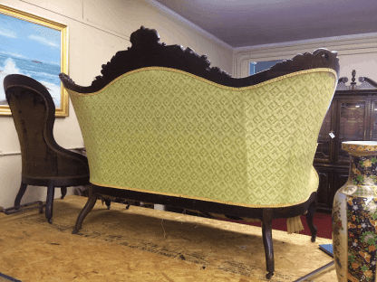 Antique Victorian Sofa Settee