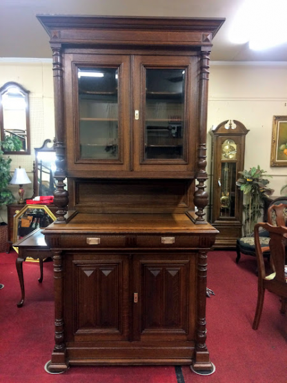 Antique Continental Oak Bar Cabinet