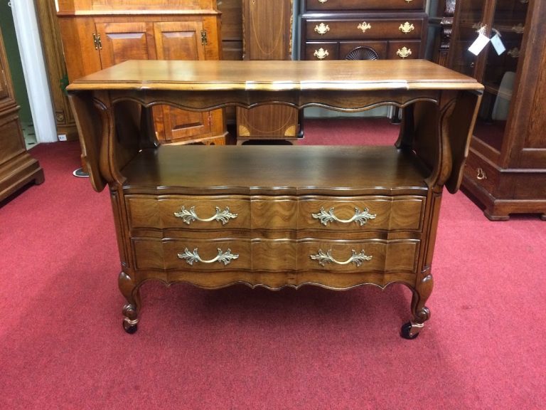 Vintage Server, French Provincial Furniture, Thomasville Furniture