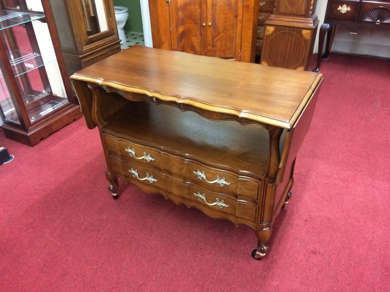 Vintage Server, French Provincial Furniture, Thomasville Furniture