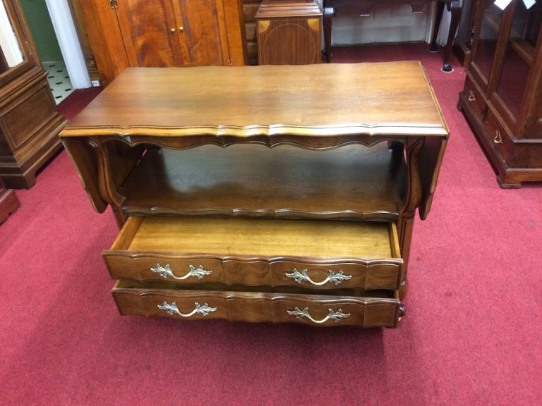 Vintage Server, French Provincial Furniture, Thomasville Furniture