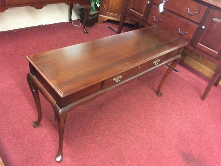 Vintage Sofa Table, Gordon's Fine Furniture