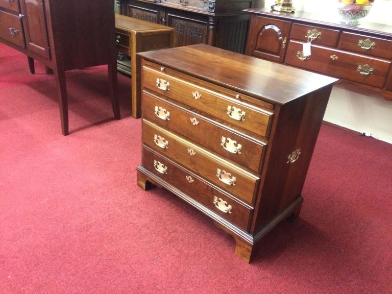 Vintage Bachelor Chest, Pennsylvania House Furniture