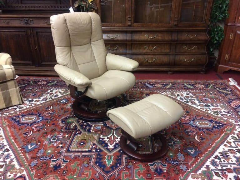 Vintage Recliner with Ottoman, Stressless Furniture, Ekornes Furniture