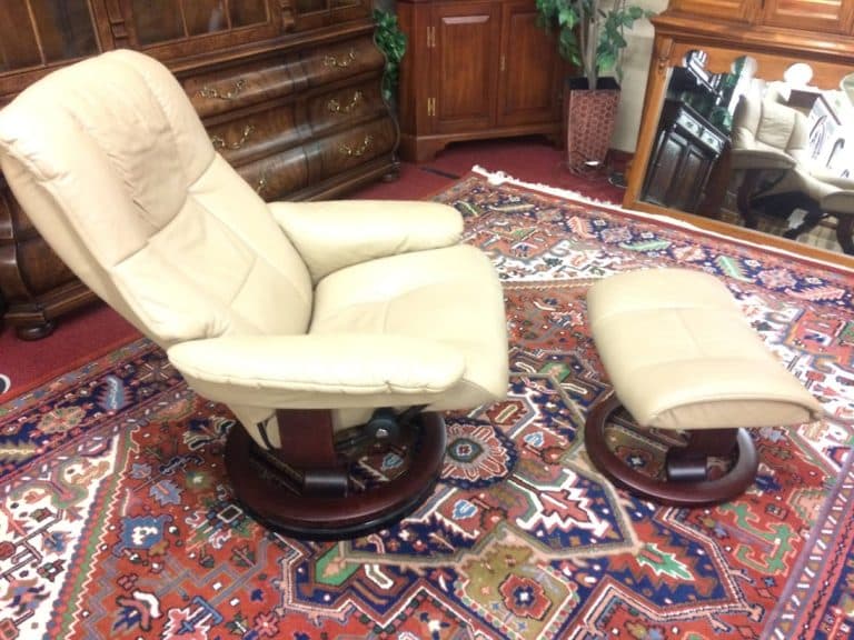 Vintage Recliner with Ottoman, Stressless Furniture, Ekornes Furniture