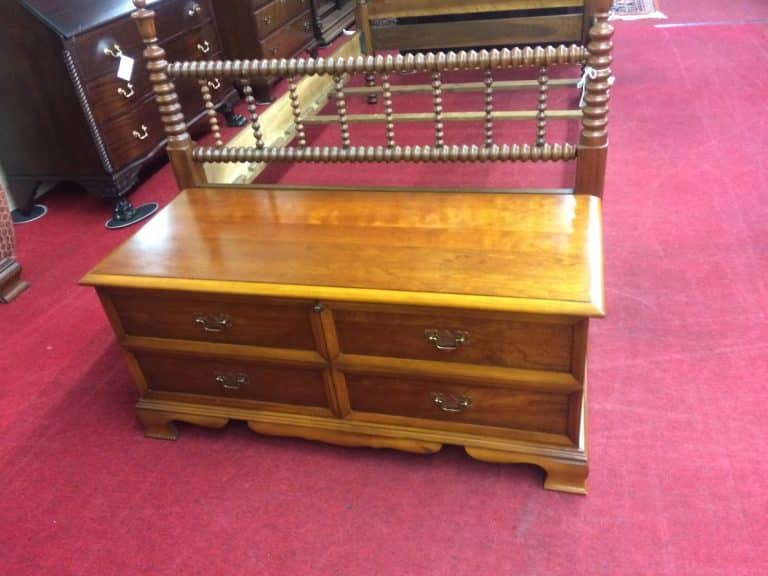 Vintage Blanket Box, Cedar Chest, Lane Furniture