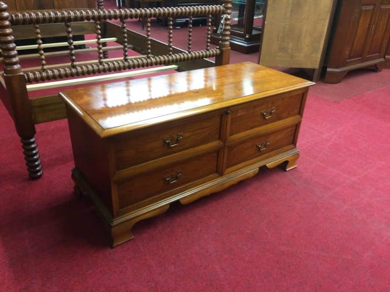 Vintage Blanket Box, Cedar Chest, Lane Furniture