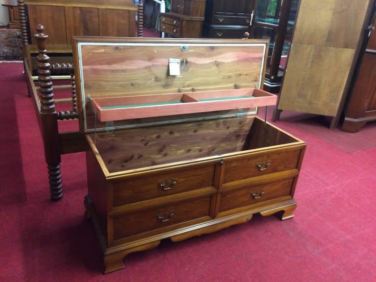 Vintage Blanket Box, Cedar Chest, Lane Furniture