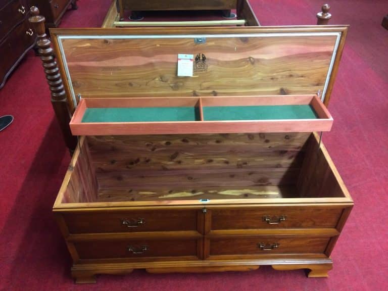 Vintage Blanket Box, Cedar Chest, Lane Furniture