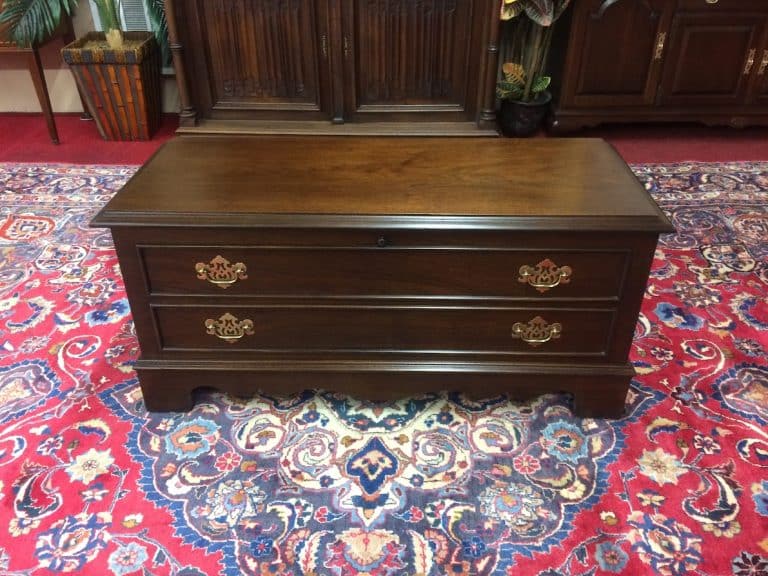 Vintage Blanket Chest, Cherry and Cedar Wood, Lane Furniture