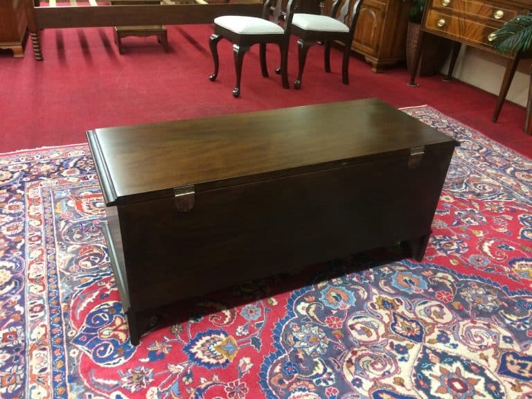 Vintage Blanket Chest, Cherry and Cedar Wood, Lane Furniture