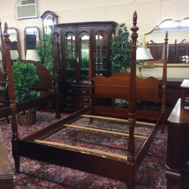 Vintage Poster Bed, Statton Furniture, Full Size Bed (Cherry Wood)