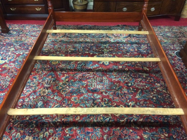 Vintage Poster Bed, Statton Furniture, Full Size Bed (Cherry Wood)