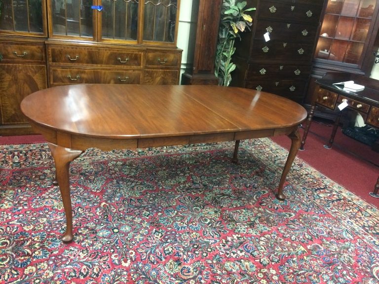 Vintage Dining Table, Henkel Harris Furniture, Breakfast Table