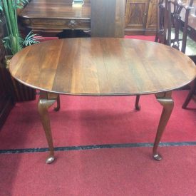 Vintage Dining Table, Cherry Queen Anne Table, Colonial Style Table